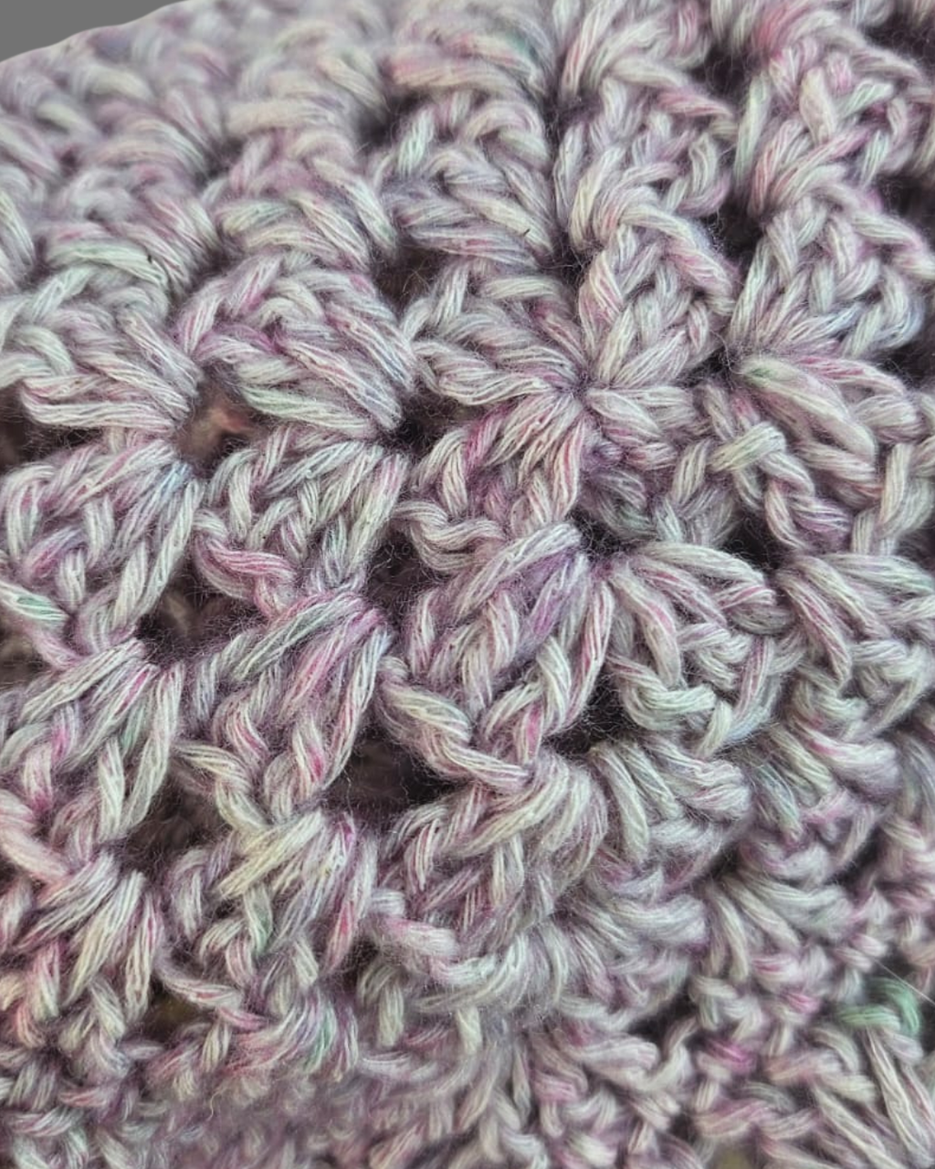 Loop in altrosa aus Grannysquares