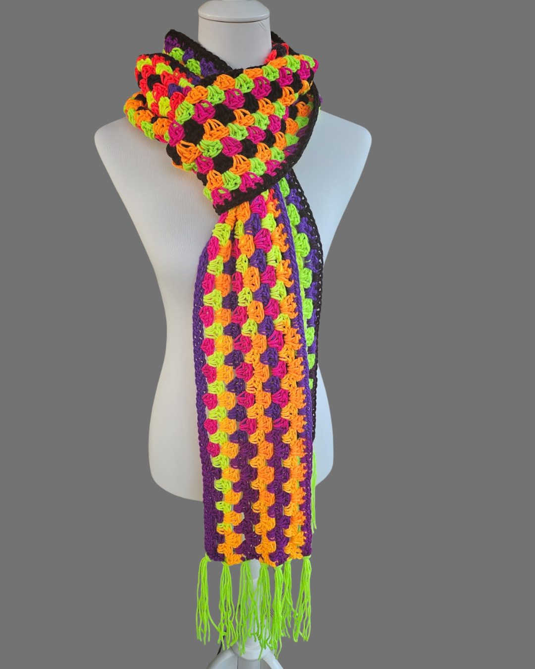 Schal in Neon Knallerfarbe, Grannymuster